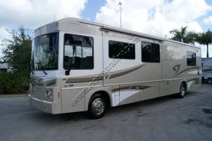 2008 Winnebago Destination