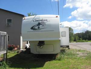 2004 Forest River Cherokee Lite