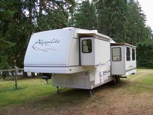 2000 Western RV, Alpenlite Fifth Wheel