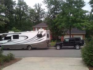 2010 Coachman, 34' Bunkhouse, Tow Package incl. Like New!