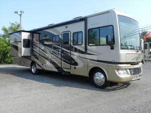 2011  Bounder