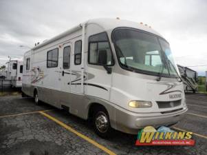 1999 Holiday Rambler Vacationer 33PS