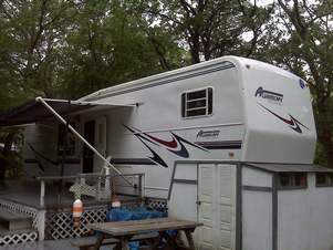 2000 Holiday Rambler Alumascape 34' Rear Kitchen