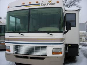 2001  Bounder