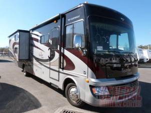 2013 Fleetwood RV Bounder Classic 36H